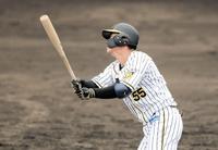 １回、３点本塁打を放つ陽川（代表撮影）