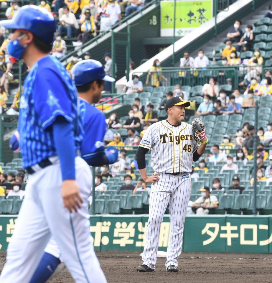 ５回、ＤｅＮＡ・桑原にソロを浴び、ぼう然とする阪神・秋山（撮影・北村雅宏）