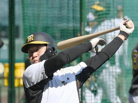 　トス打撃する大山（撮影・山口登）