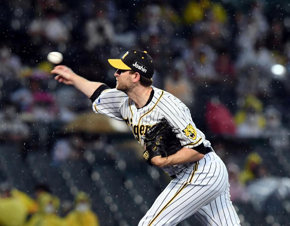 　先発し力投するガンケル