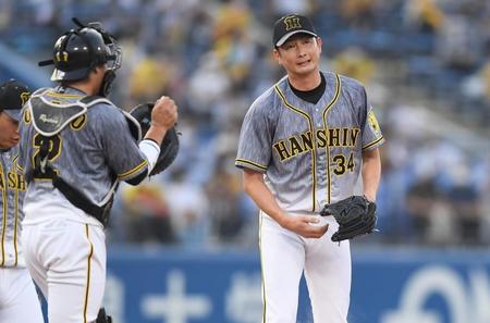 　１回、ヤクルト打線につかまる二保（撮影・金田祐二）