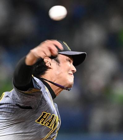 　６回、力投する藤浪（撮影・飯室逸平）
