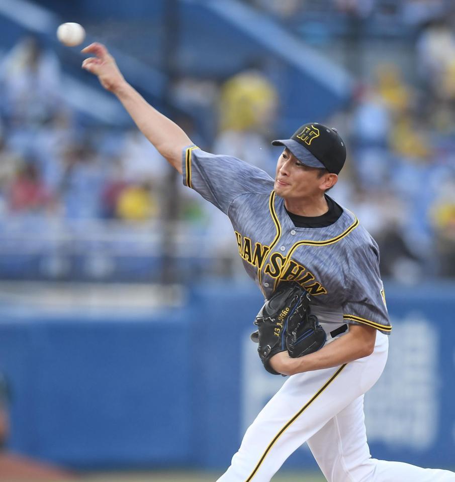 　力投する二保（撮影・金田祐二）