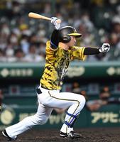 　５回、適時打を放つ近本