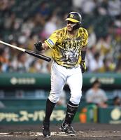 　６回、ソロを放ち、駆け出すマルテ