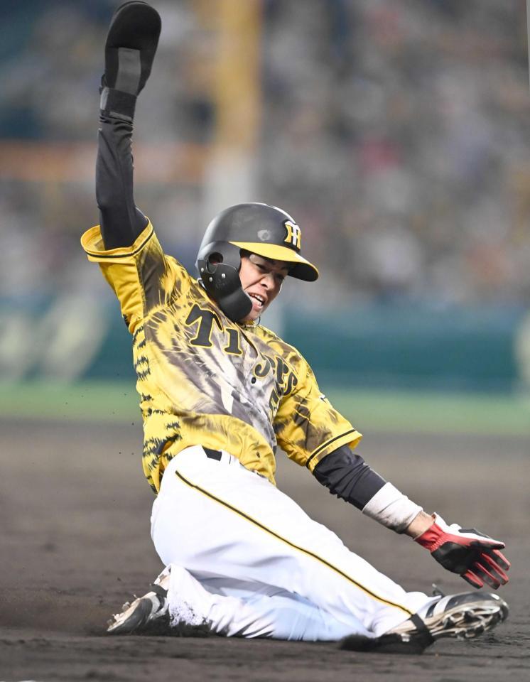 　走攻守そろった活躍を誓った中野