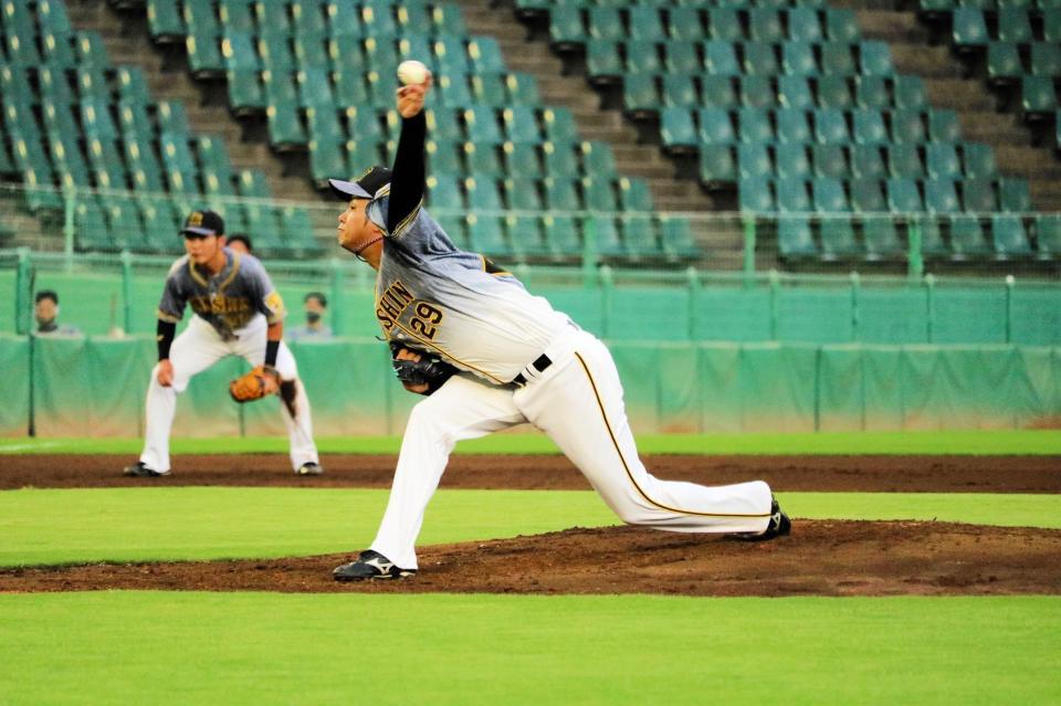 実戦復帰後初先発で３回１安打無失点の好投を見せた高橋