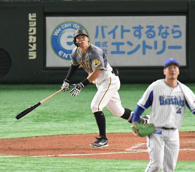 阪神・佐藤輝が２打席連発２２号ソロ　田淵幸一氏が持つ球団新人最多本塁打に並ぶ