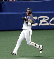 　４回、大山は二ゴロに倒れる（撮影・山口登）