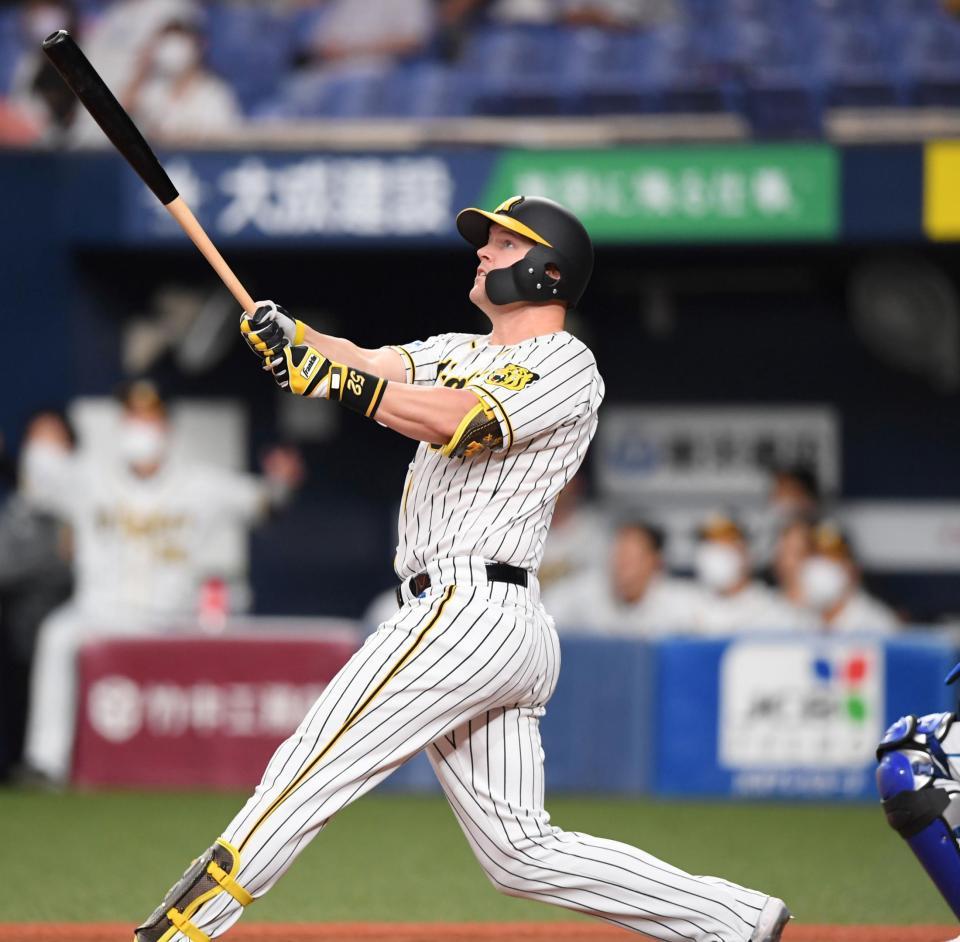 　３回、２ランを放つサンズ