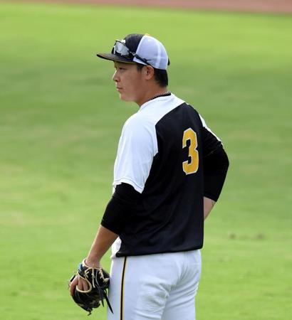 スタメンから外れた阪神・大山悠輔＝マツダスタジアム（撮影・山口登）