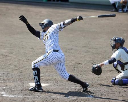 　５回、適時打を放つマルテ（代表撮影）