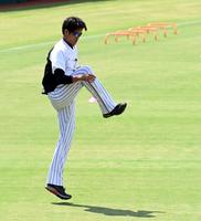 　アップをする藤浪（撮影・山口登）