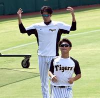 　アップをする藤浪（撮影・山口登）