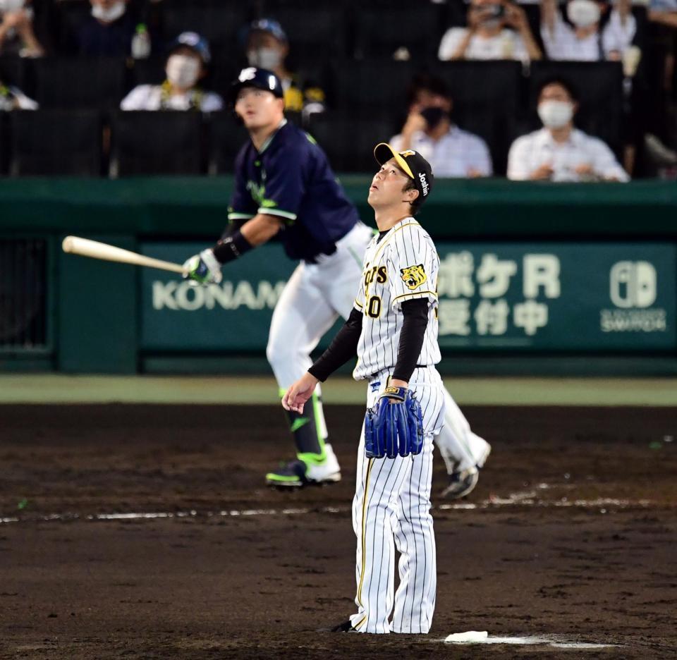 ３回、青柳は村上に３ランを許す（撮影・山口登）