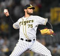 ９回を無失点に抑えるスアレス（撮影・田中太一）