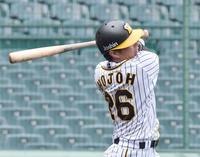 　５回、北條は左越えに２ランを放つ（撮影・佐々木彰尚）