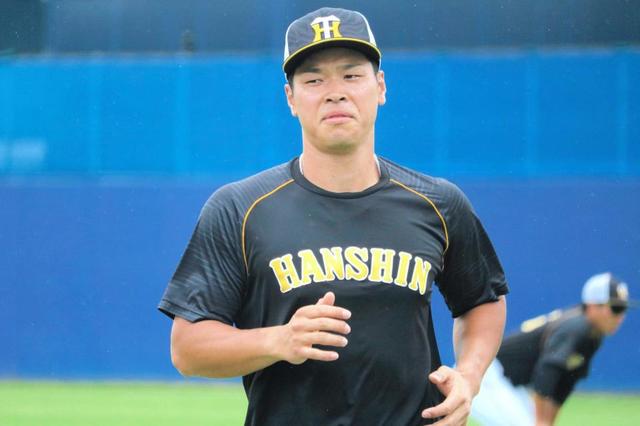 阪神・佐藤輝　最短昇格一発でつかむ　井上ヘッド「いいもの見せてくれたら」