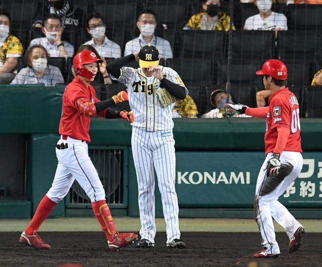 阪神投手にヤジ　スタンドから「ストライクが入らないのか！」