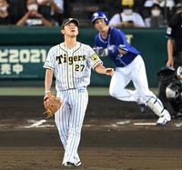 　７回、伊藤将は福田にソロを許す（撮影・山口登）