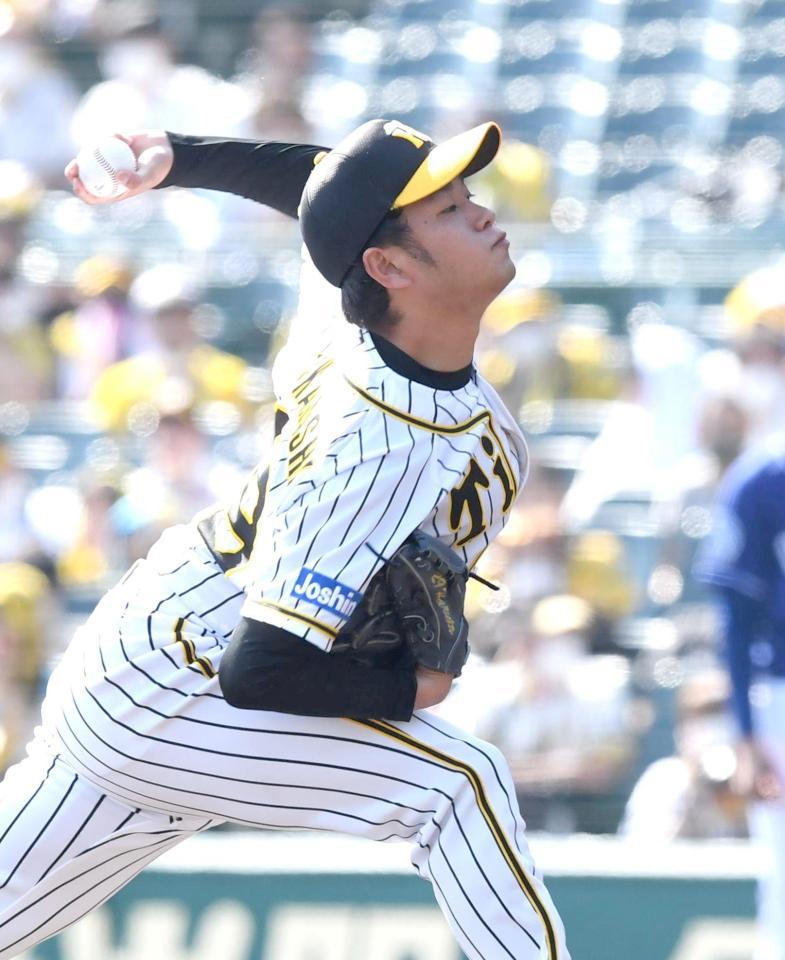 　力投する高橋（撮影・北村雅宏）