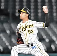 ６月１３日、ウエスタン・ソフトバンク戦で登板する阪神・石井将希＝甲子園