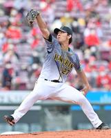 力投する伊藤将（撮影・立川洋一郎）