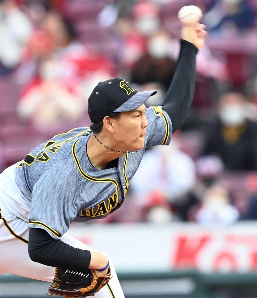 ６回、好リリーフを見せる及川