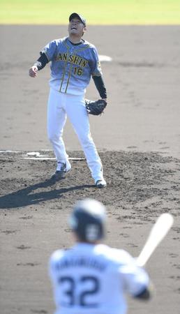 １回、西武・山村崇嘉を捕邪飛に仕留める阪神・西勇輝＝日南市南郷スタジアム（撮影・北村雅宏）