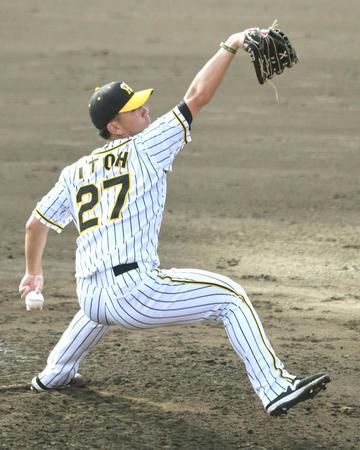 　４回から登板し力投する伊藤将（撮影・北村雅宏）