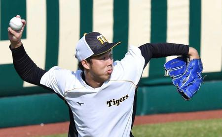 鳥谷の金言を胸にＣＳ突破への思いを新たにした青柳（撮影・佐々木彰尚）