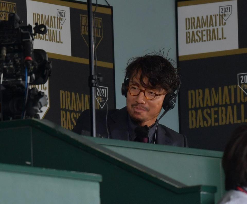 来場した鳥谷敬（撮影・神子素慎一）