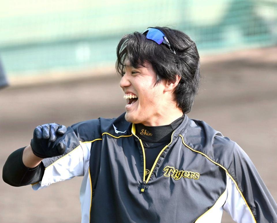 　ハツラツと練習に汗を流す藤浪（撮影・飯室逸平）