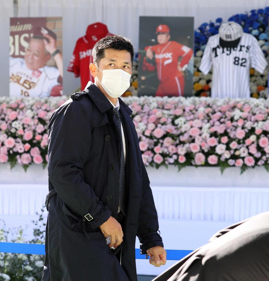 　野村克也氏をしのぶ会に参列した矢野監督