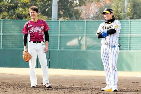 　「こやぶるＳＰＯＲＴＳ」の収録に参加した武井壮（左）と梅野（関西テレビ提供）