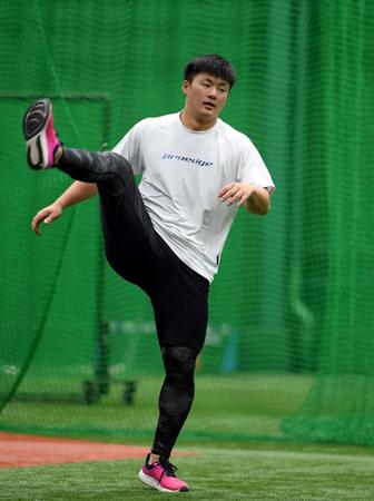 　アップをする前川（撮影・山口登）