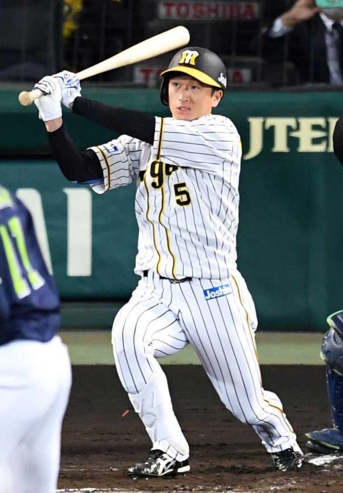 　ベストナインに選出された近本