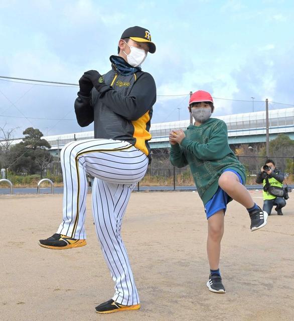 阪神・伊藤将　２年目飛躍へリベンＧ宣言！今季１勝３敗　伝統の一戦で後輩との再会も心待ち