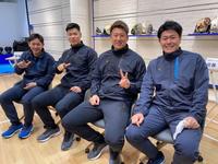 ミズノのイベントでポーズを決める（左から）オリックス・宮城大弥、阪神・佐藤輝明、オリックス・杉本裕太郎、中日・木下拓哉（球団提供）