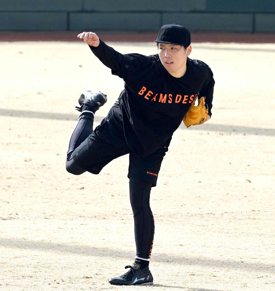 　キャッチボールする馬場（撮影・山口登）