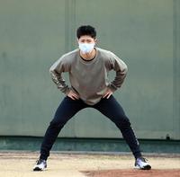 　アップする中野（撮影・山口登）