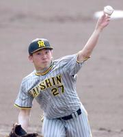 　フォークで打者を手玉に取る伊藤将（撮影・田中太一）