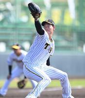 　力投する及川（撮影・高石航平）