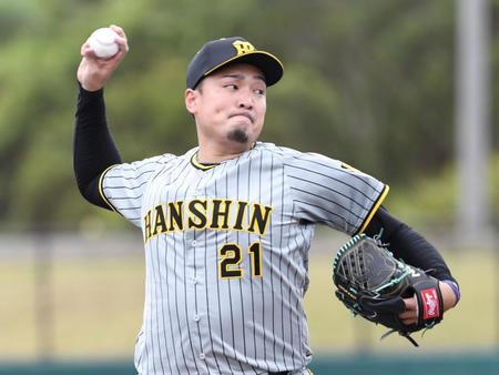 　力投する秋山（撮影・棚橋慶太）