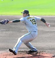 　ヤクルト打線相手に２回無失点の力投を見せた藤浪（撮影・飯室逸平）