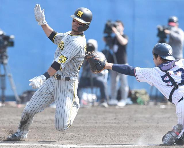 阪神・江越が技あり激走！奥川から先制点　ヤクルトの“ノーノー”も崩す