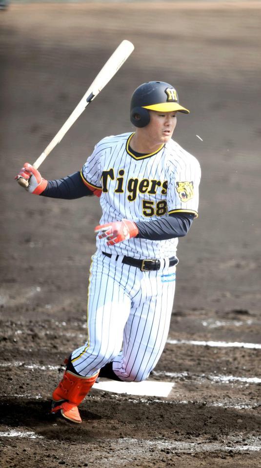 　２試合連続で４番を務めた前川（撮影・石井剣太郎）