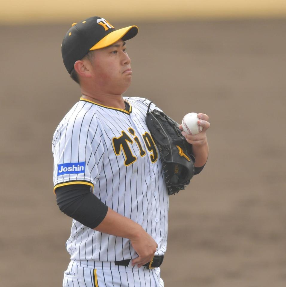 　５回、２ランを許し渋い表情の桐敷（撮影・神子素慎一）