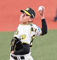 力投する阪神先発の阪神・小川一平＝京セラドーム（撮影・飯室逸平）