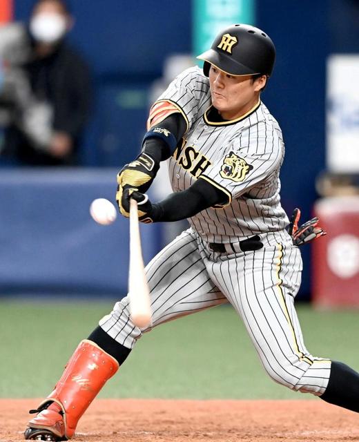 阪神・ドラ４前川　開幕一軍へ執念の由伸撃ち　３球連続ファウルのちカーブ食らいついた